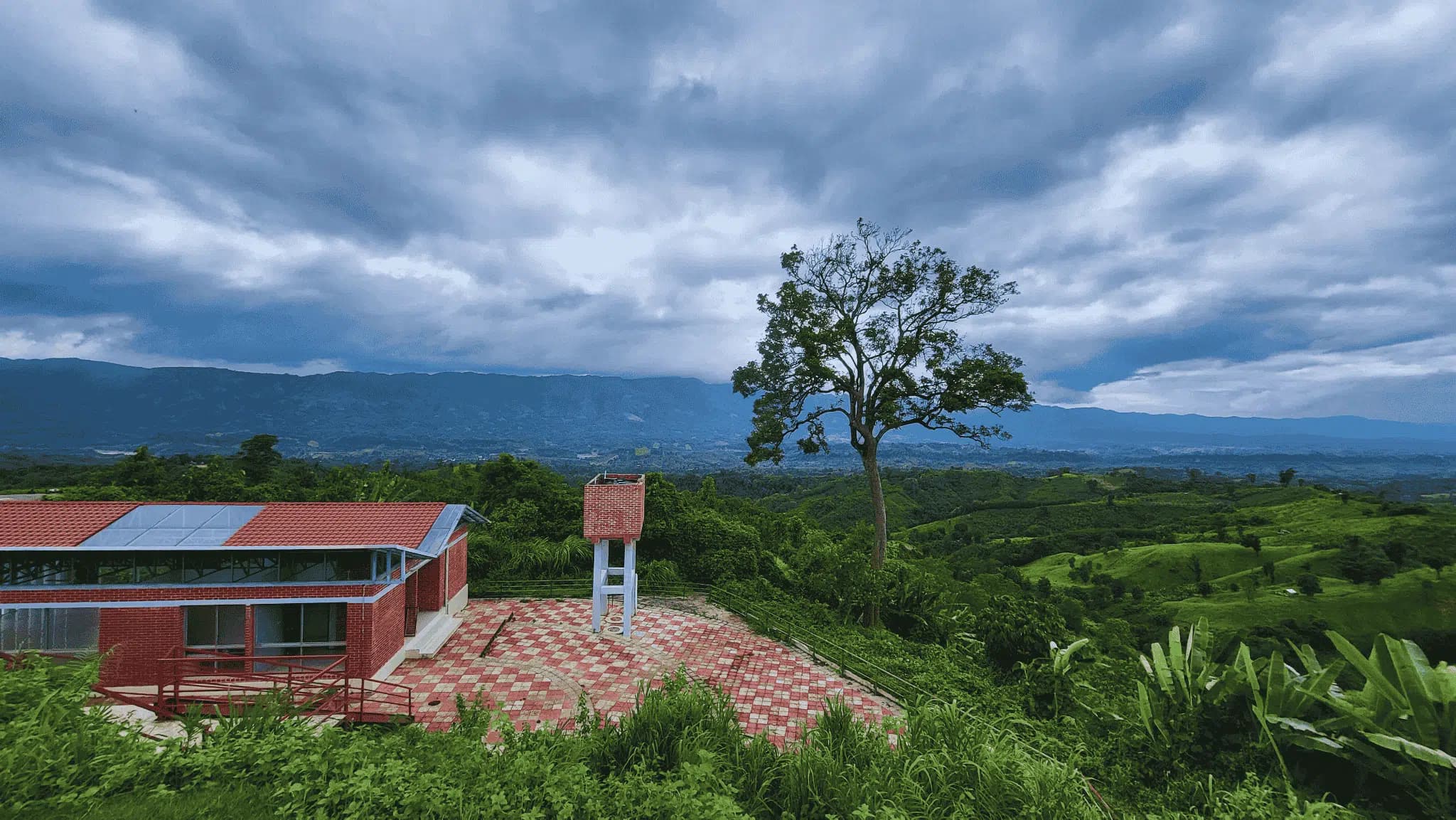Road to Toma Tungi Resort through Bandarban hills